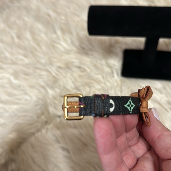 Louis Vuitton Murikami RARE black leather window bracelet - Picture 8 of 12